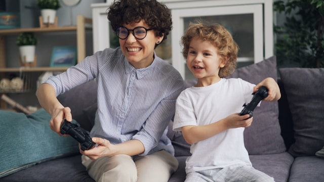 Which apartment will be suitable for a 3-person family – how many square meters, how many rooms should I choose?