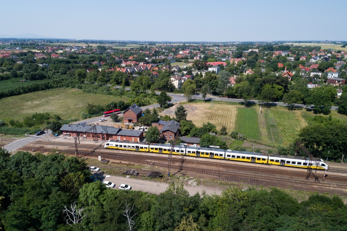 The reconstruction of the railway station.